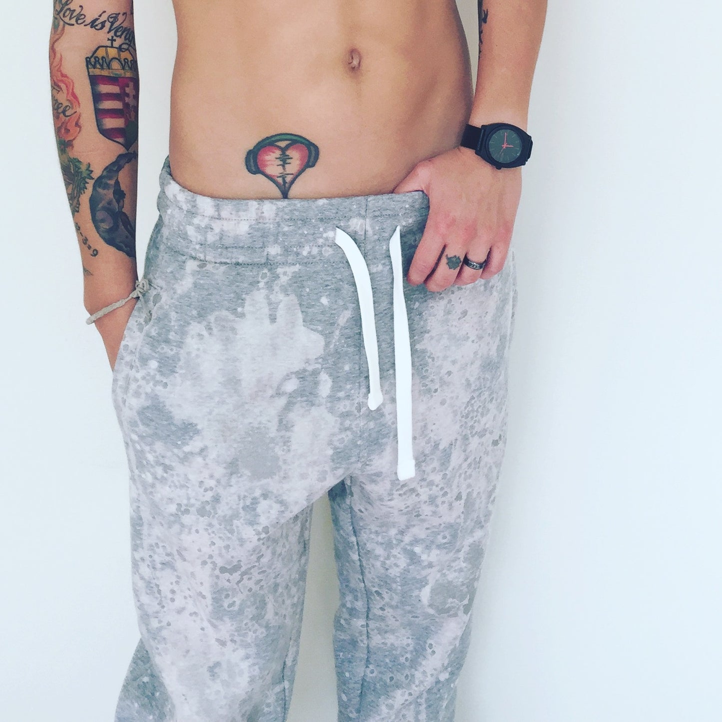 143 Clouded Sweats