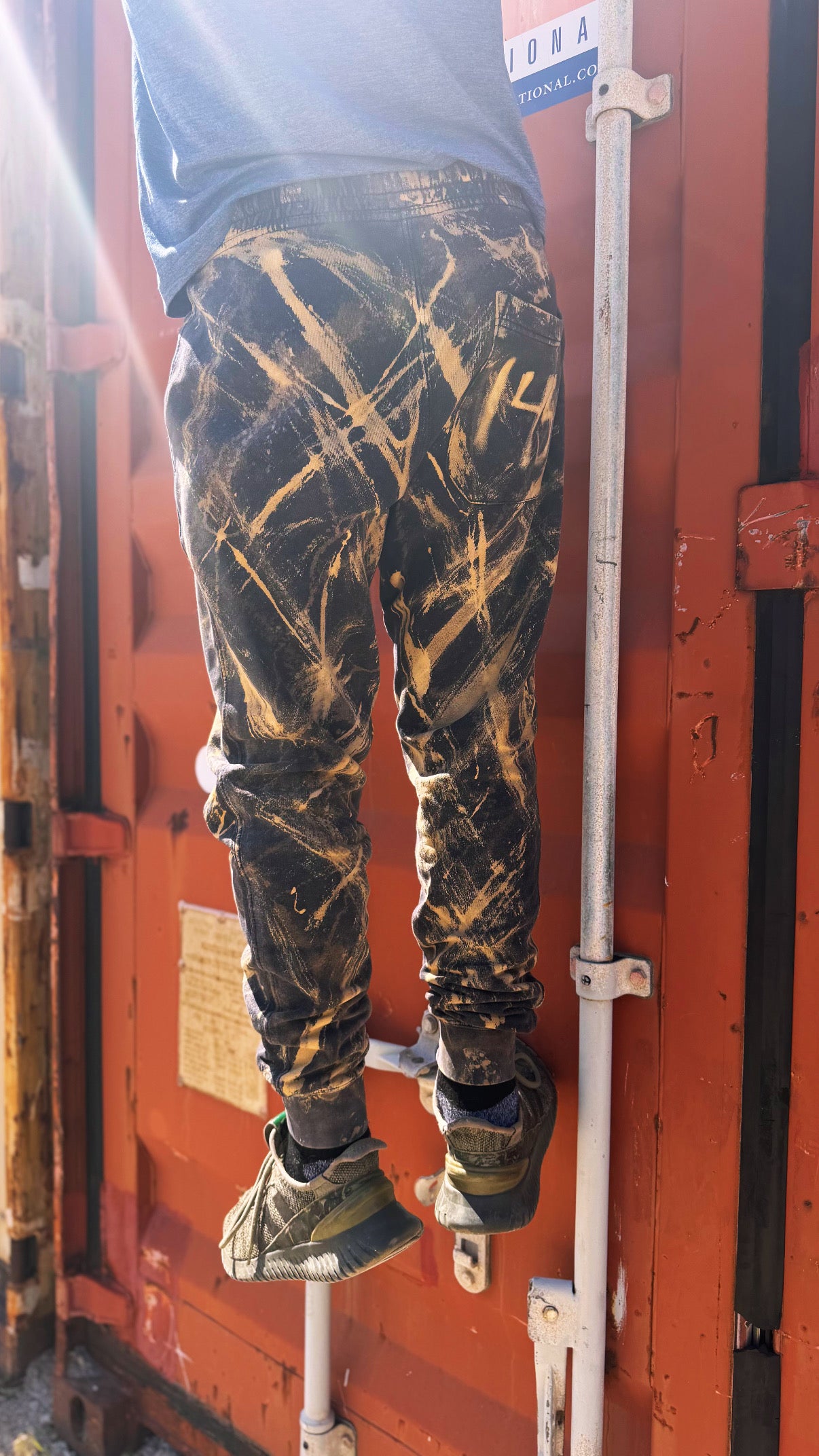 143 Vintage Iced Sweats
