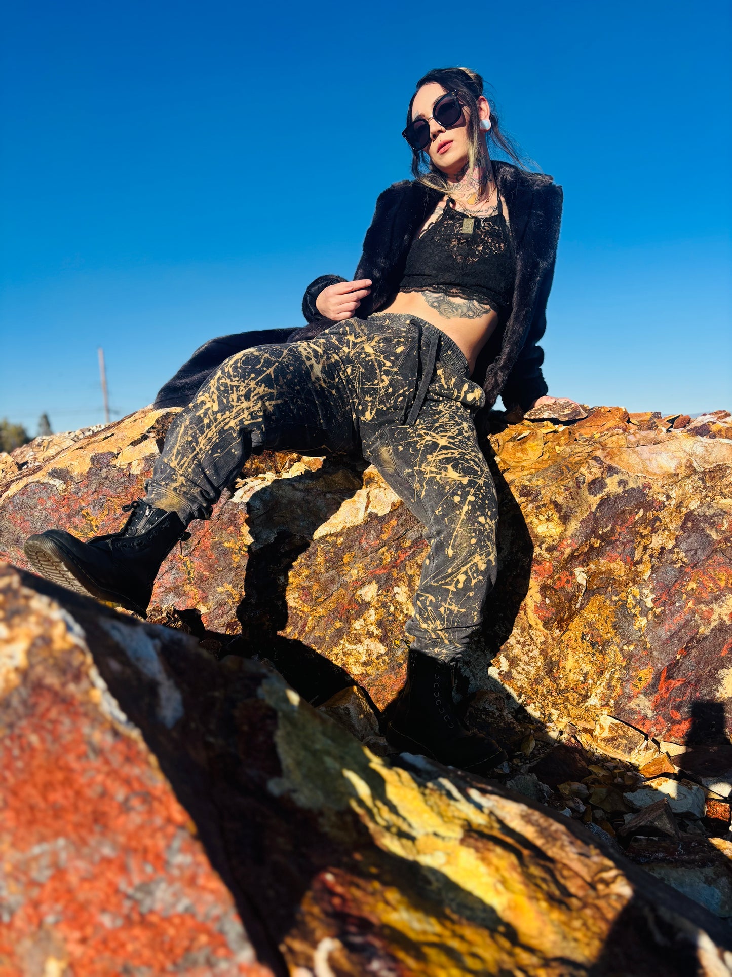 143 Vintage Galaxy Sweats