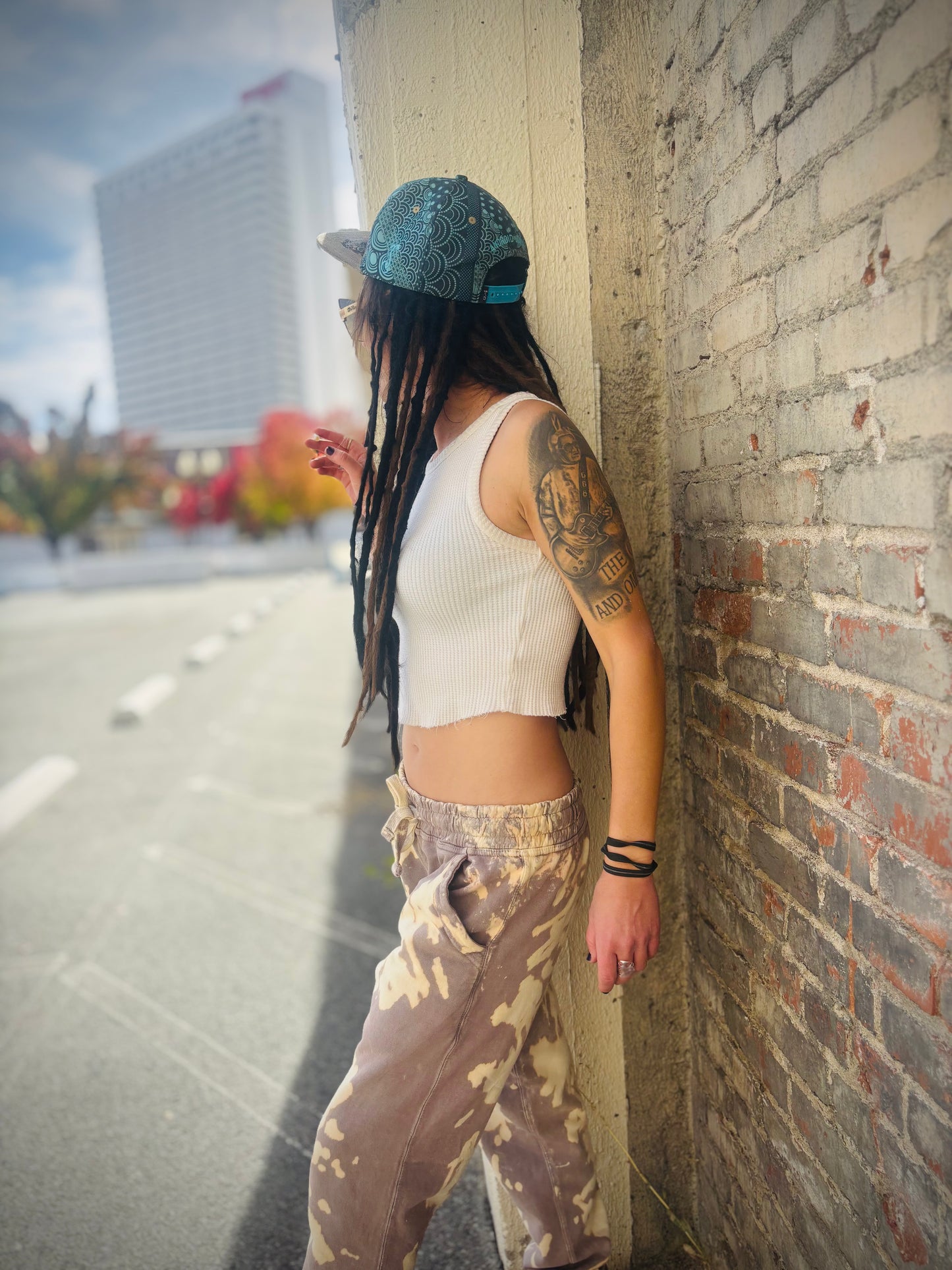 143 Vintage Clouded Sweats